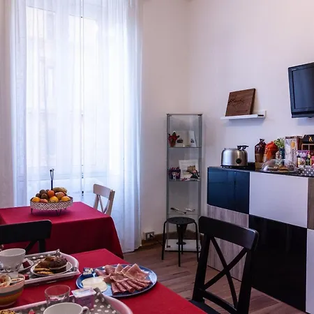 Monticello Via Cavour 4* Rome