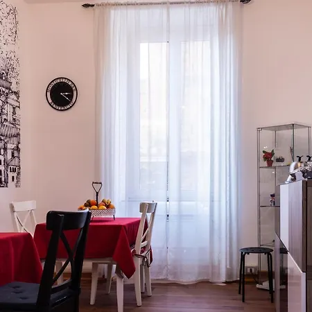 Monticello Via Cavour בית הארחה רומא